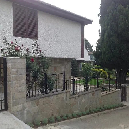 Дом отдыха Estate *