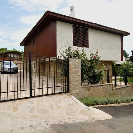 Estate *